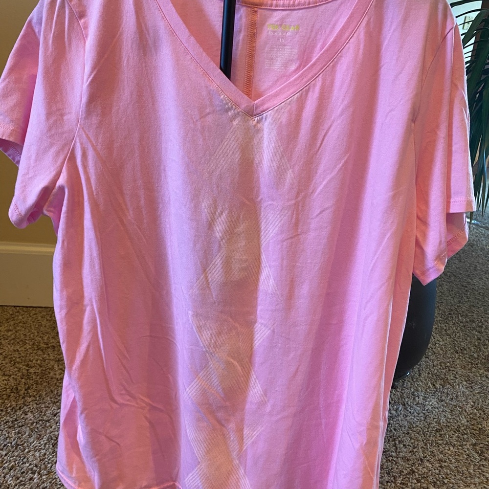 Tek Gear Light Pink V-Neck Short Sleeve Tee